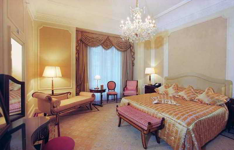 Bentley London Hotel Phòng bức ảnh